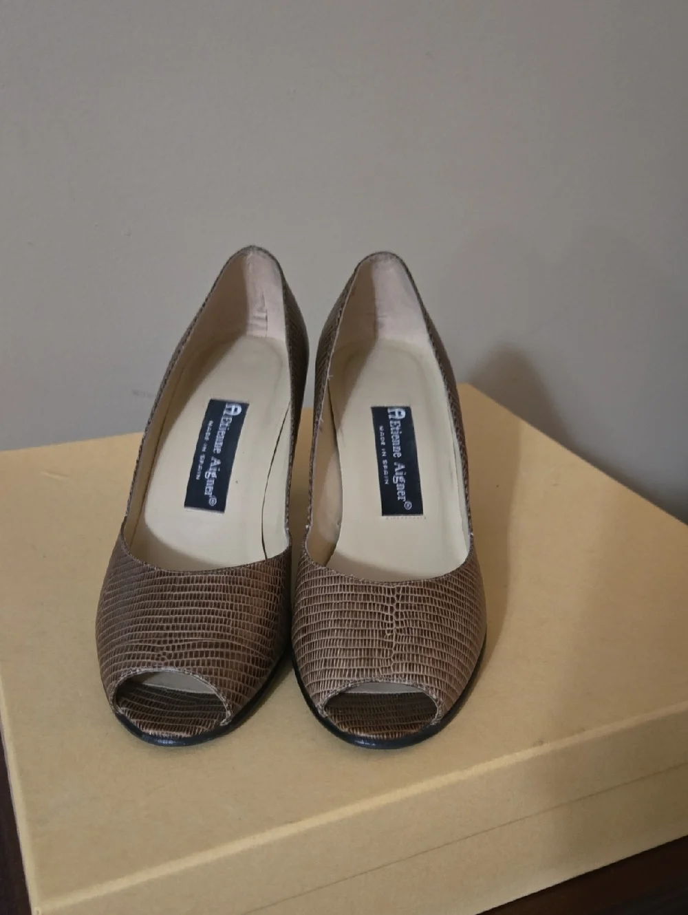 Etienne Aigner Brown Textured Leather Peep-Toe Heels Size 7M
